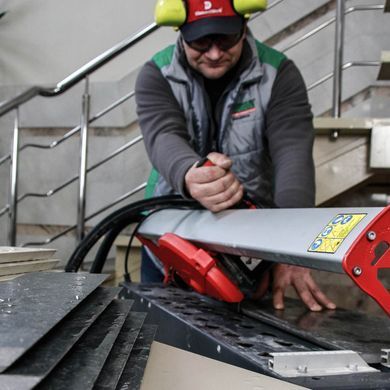 Картинка - Круг алмазный отрезной Distar 1A1R 200x1,4/1/1,6x25x25,4 Edge